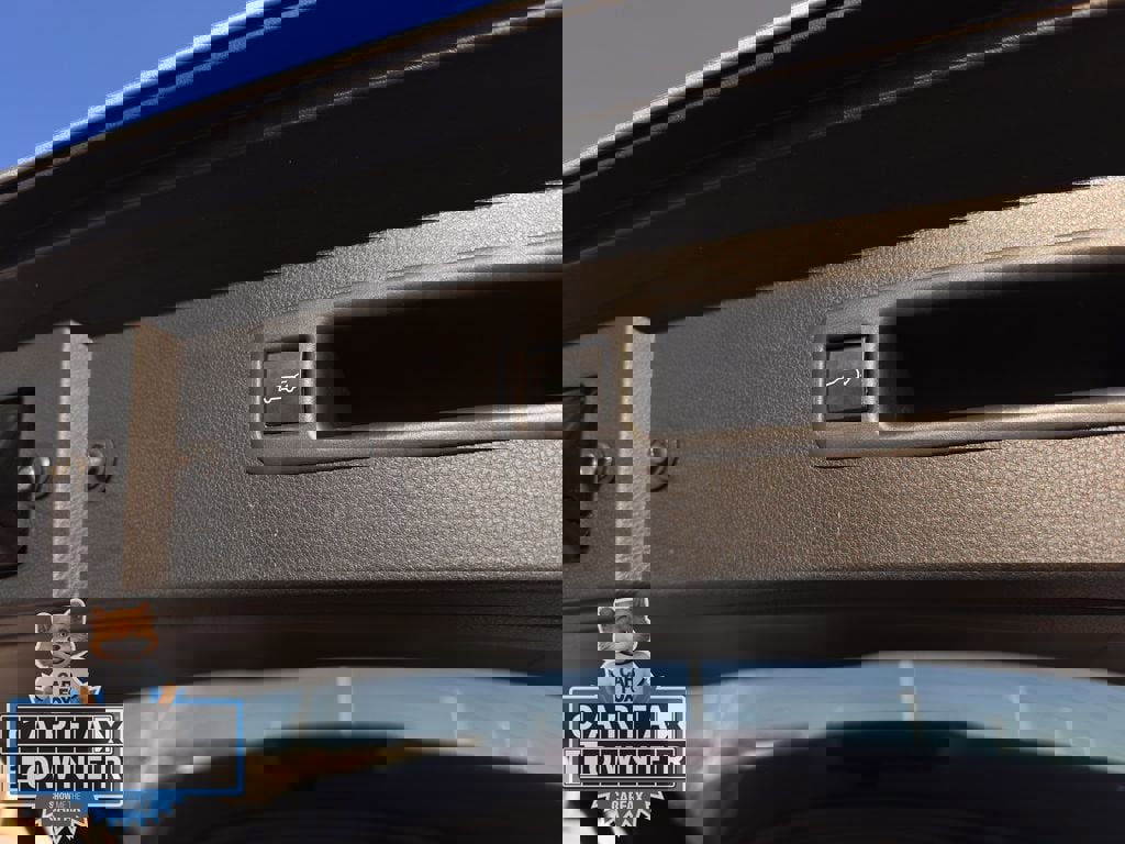 Used 2024 Toyota Highlander LE image 30