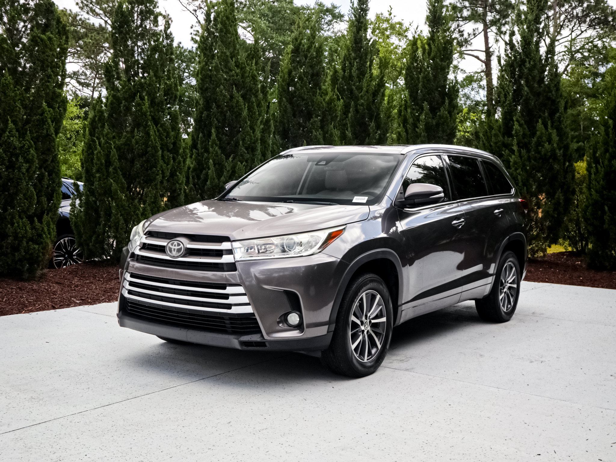 Used 2018 Toyota Highlander XLE FWD image 5