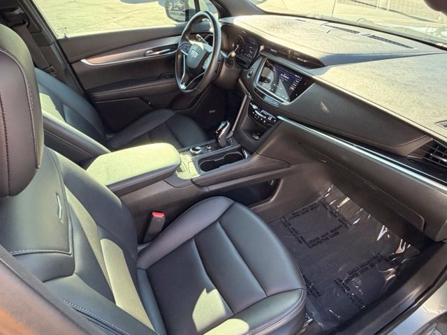 Used 2023 Cadillac XT6 Luxury AWD/4WD image 17