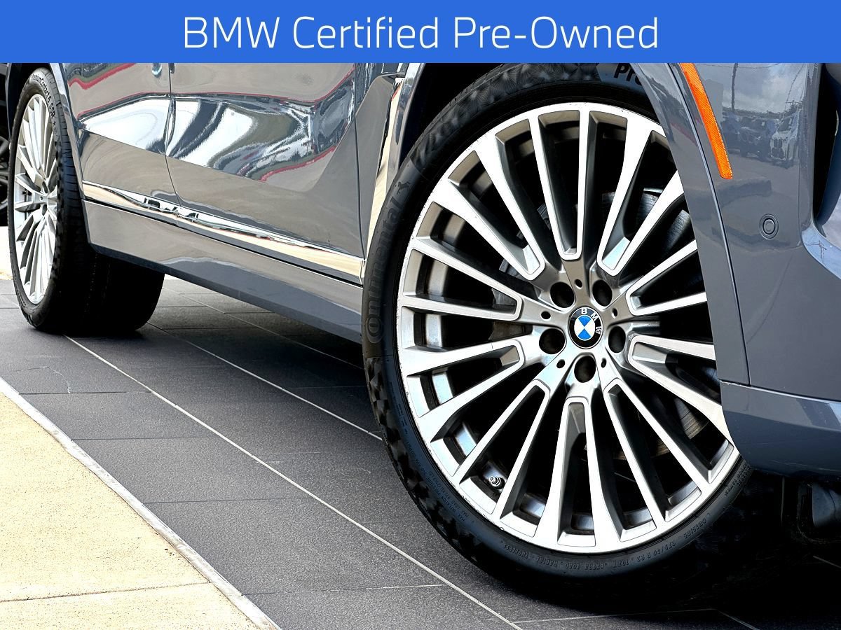Certified 2024 BMW X7 xDrive40i w/ Climate Comfort Package AWD/4WD image 2