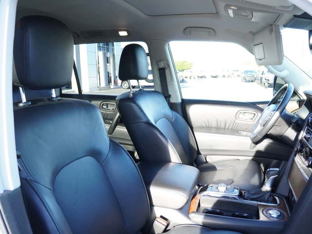 Used 2024 Nissan Armada SL w/ Captain's Chairs Package image 20