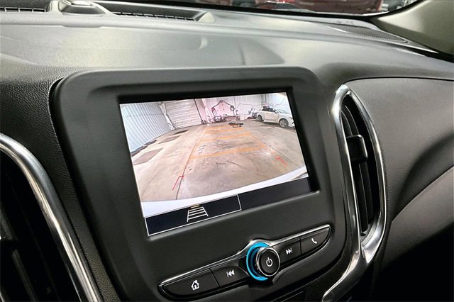Used 2023 Chevrolet Equinox LT image 24
