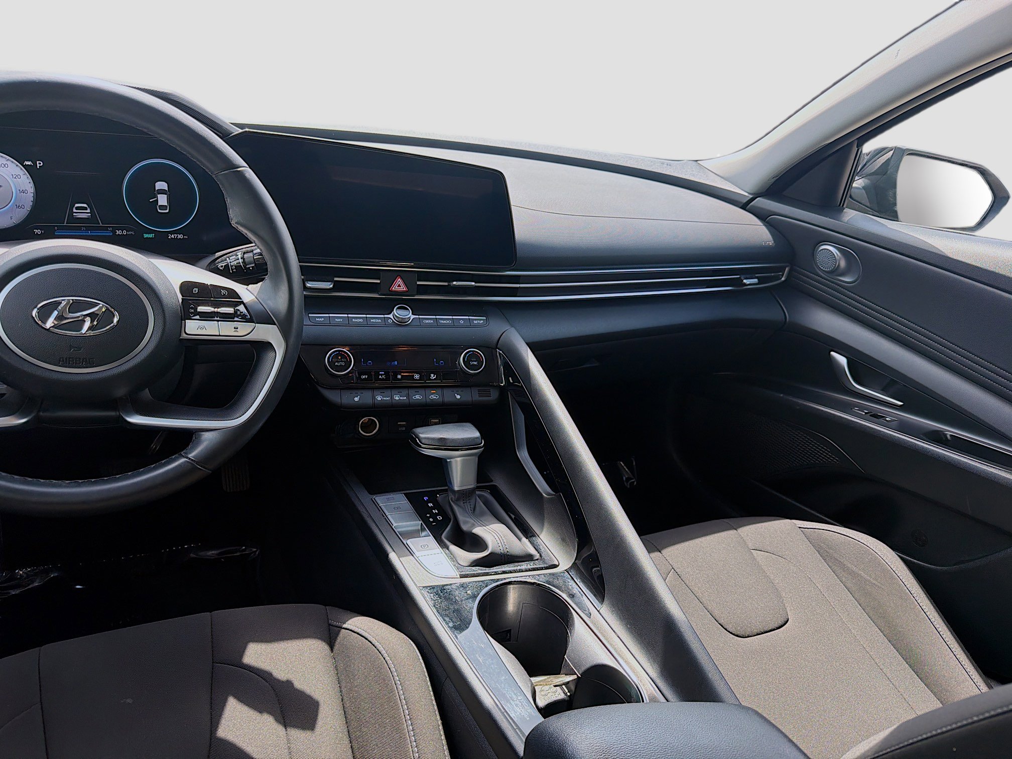 Used 2023 Hyundai Elantra SEL w/ Convenience Package FWD image 20