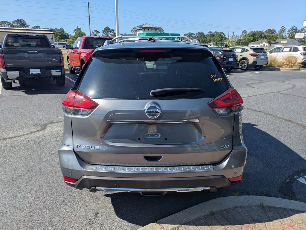 Used 2019 Nissan Rogue SV w/ Premium Package image 6