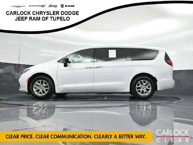 Used 2025 Chrysler Pacifica Select FWD image 60