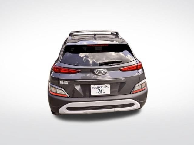 Used 2022 Hyundai Kona SEL w/ Convenience Package FWD image 4