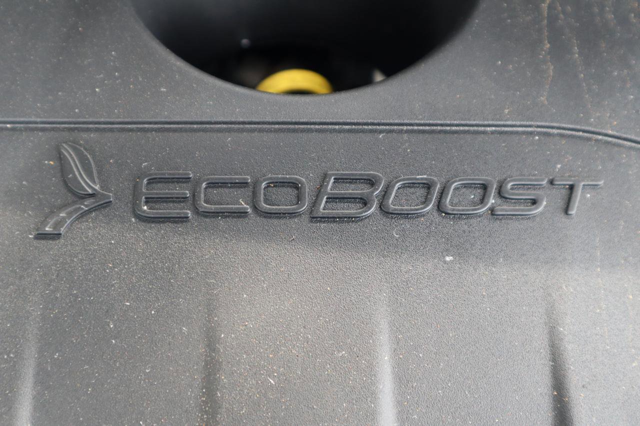 Used 2017 Ford Explorer XLT image 34