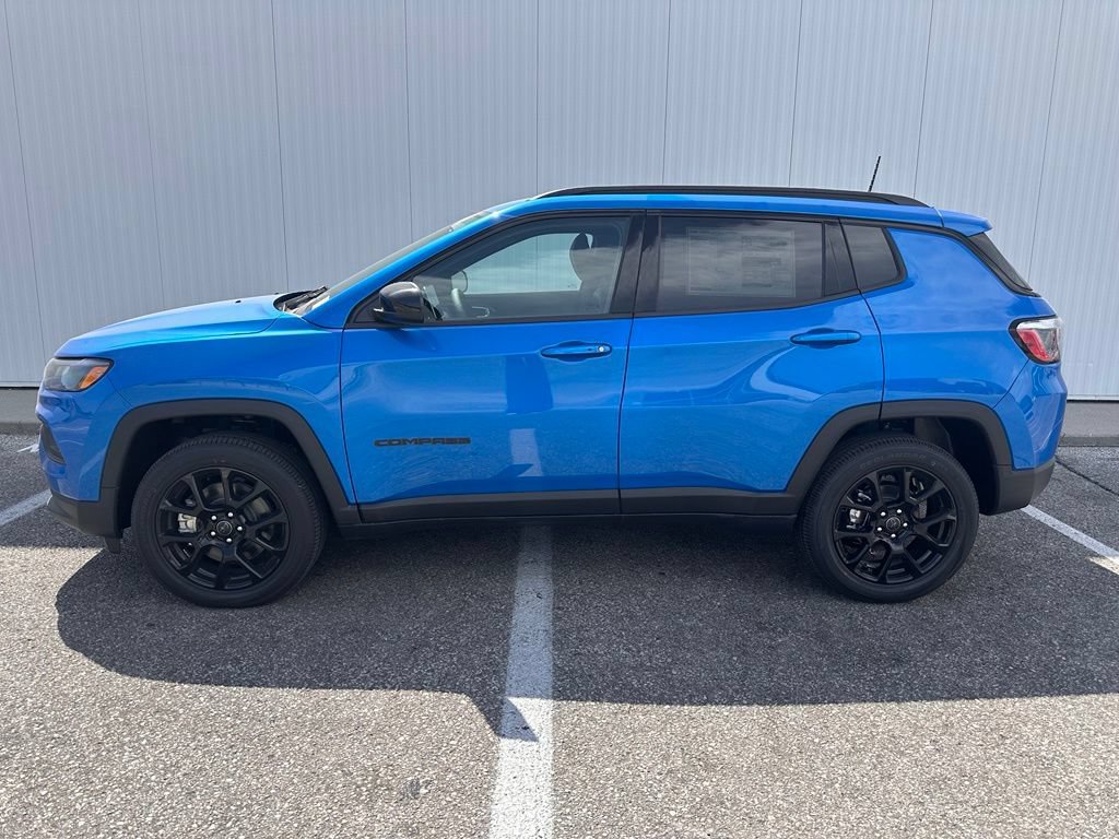 New 2026 Jeep Compass Latitude AWD/4WD image 3