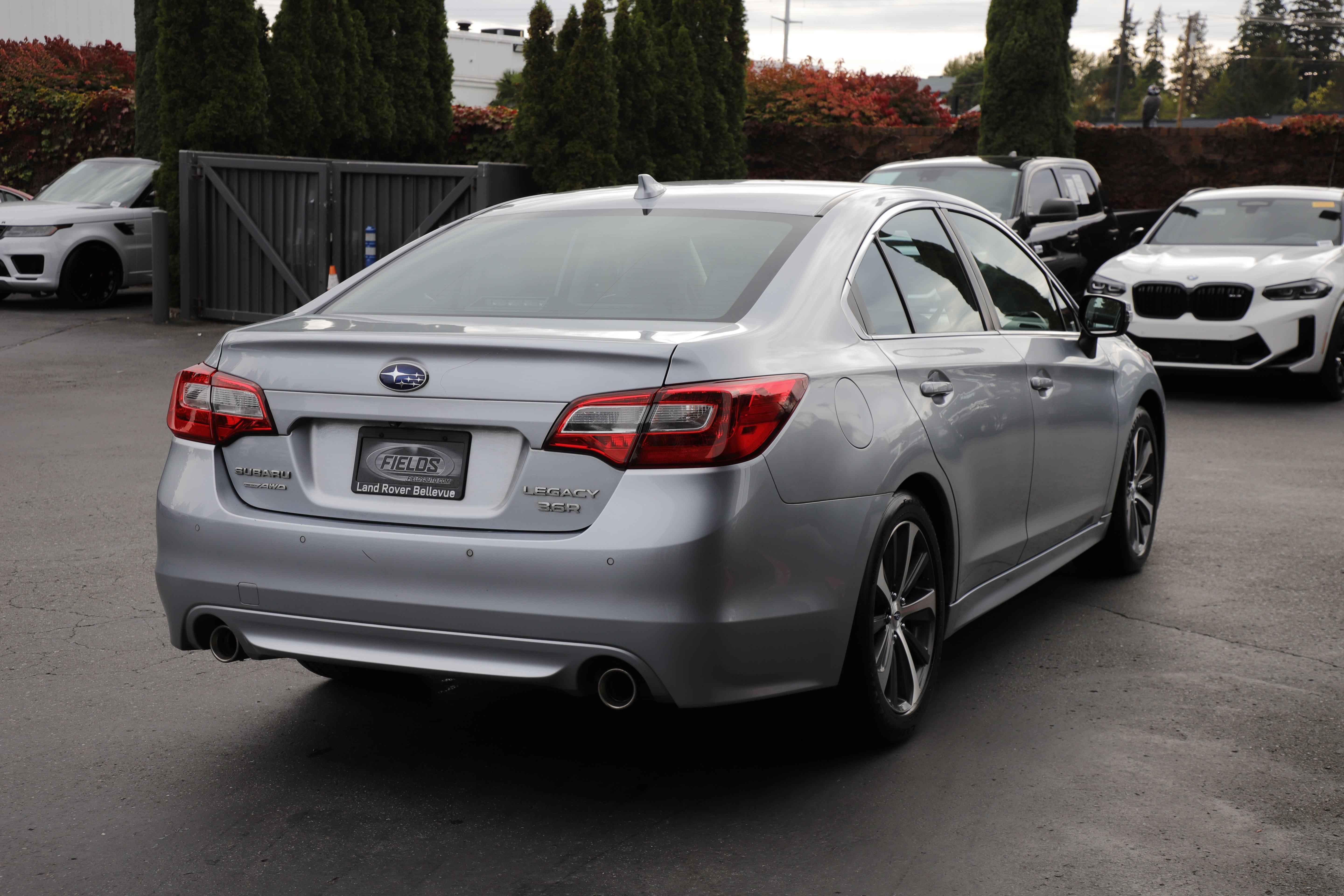 Used 2017 Subaru Legacy 3.6R Limited AWD/4WD image 6