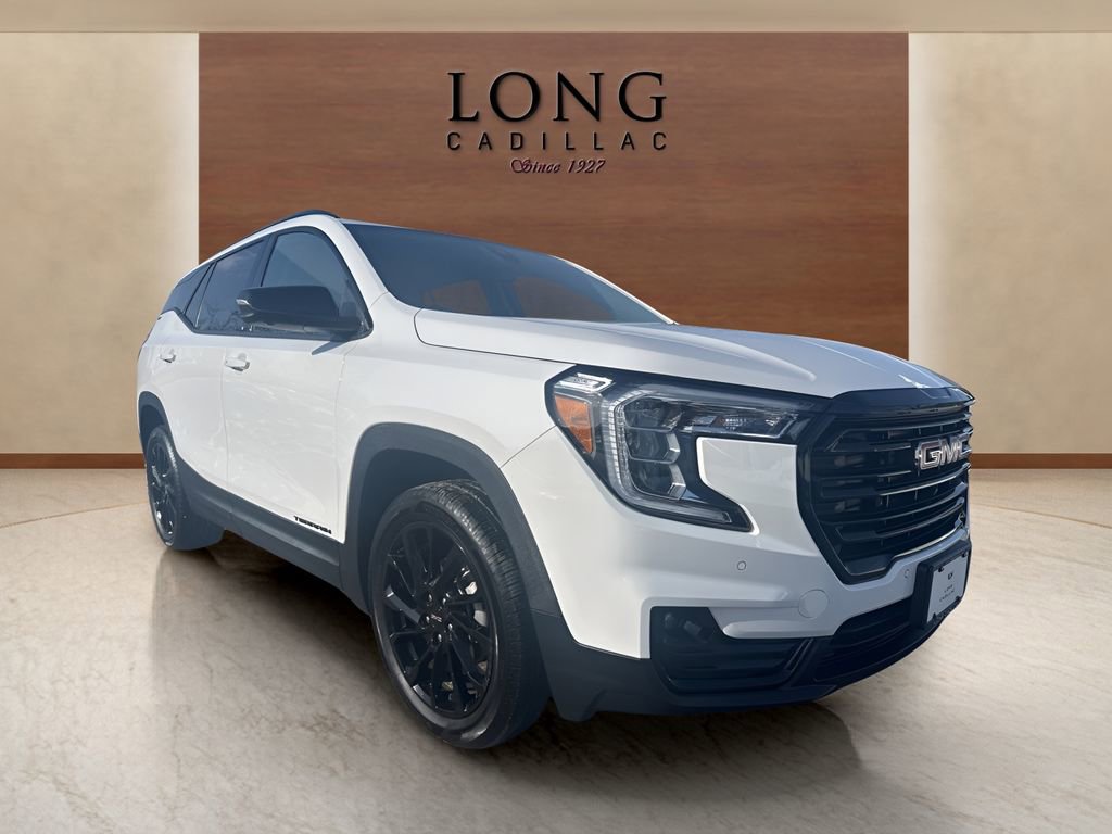 Used 2024 GMC Terrain SLT w/ Tech Package image 7