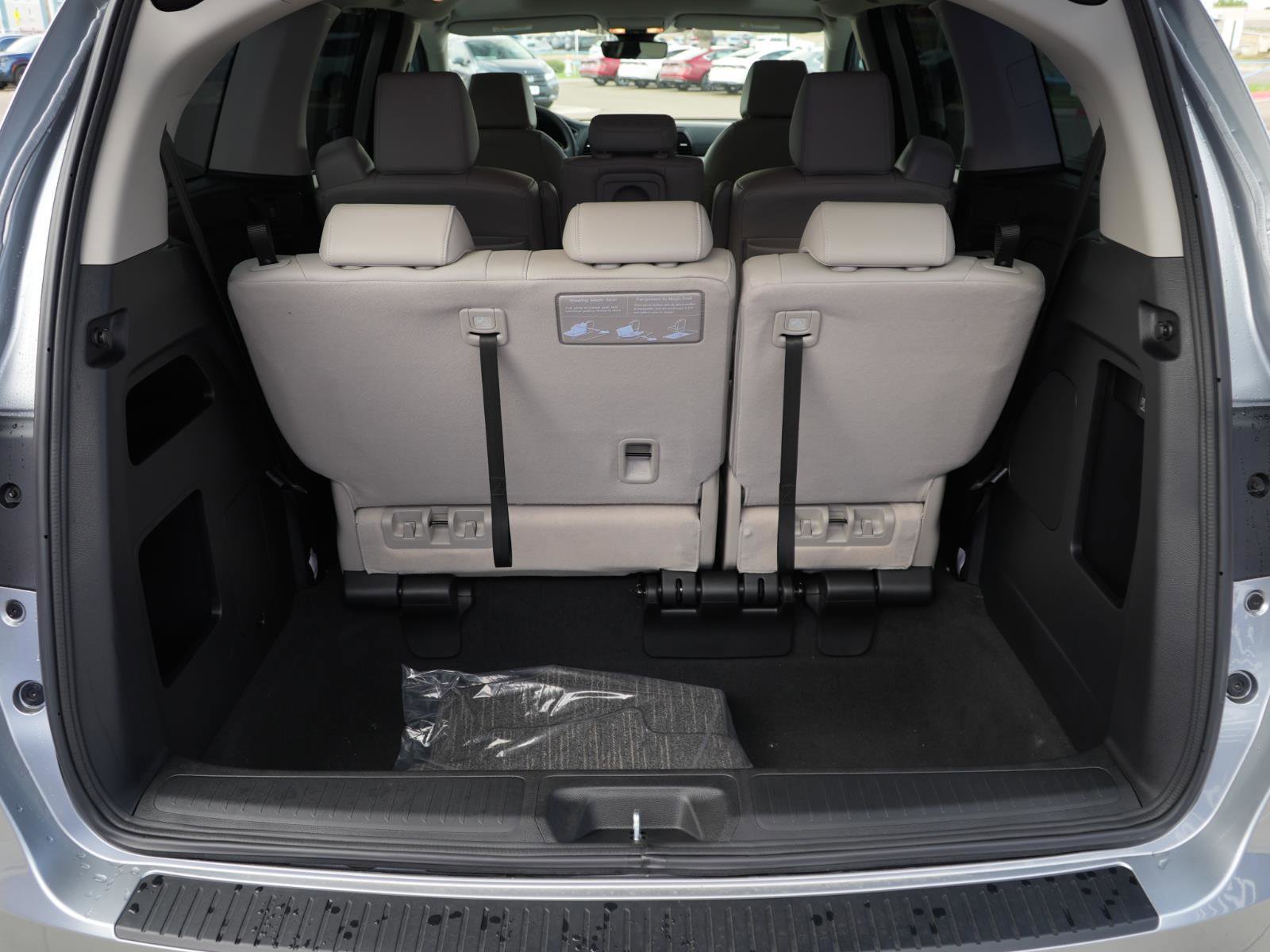 New 2026 Honda Odyssey EX-L image 8