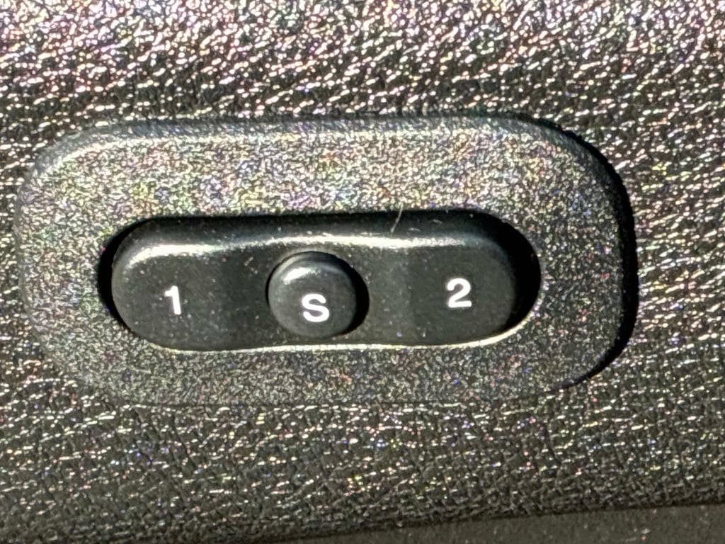Used 2014 Dodge Durango R/T AWD/4WD image 23