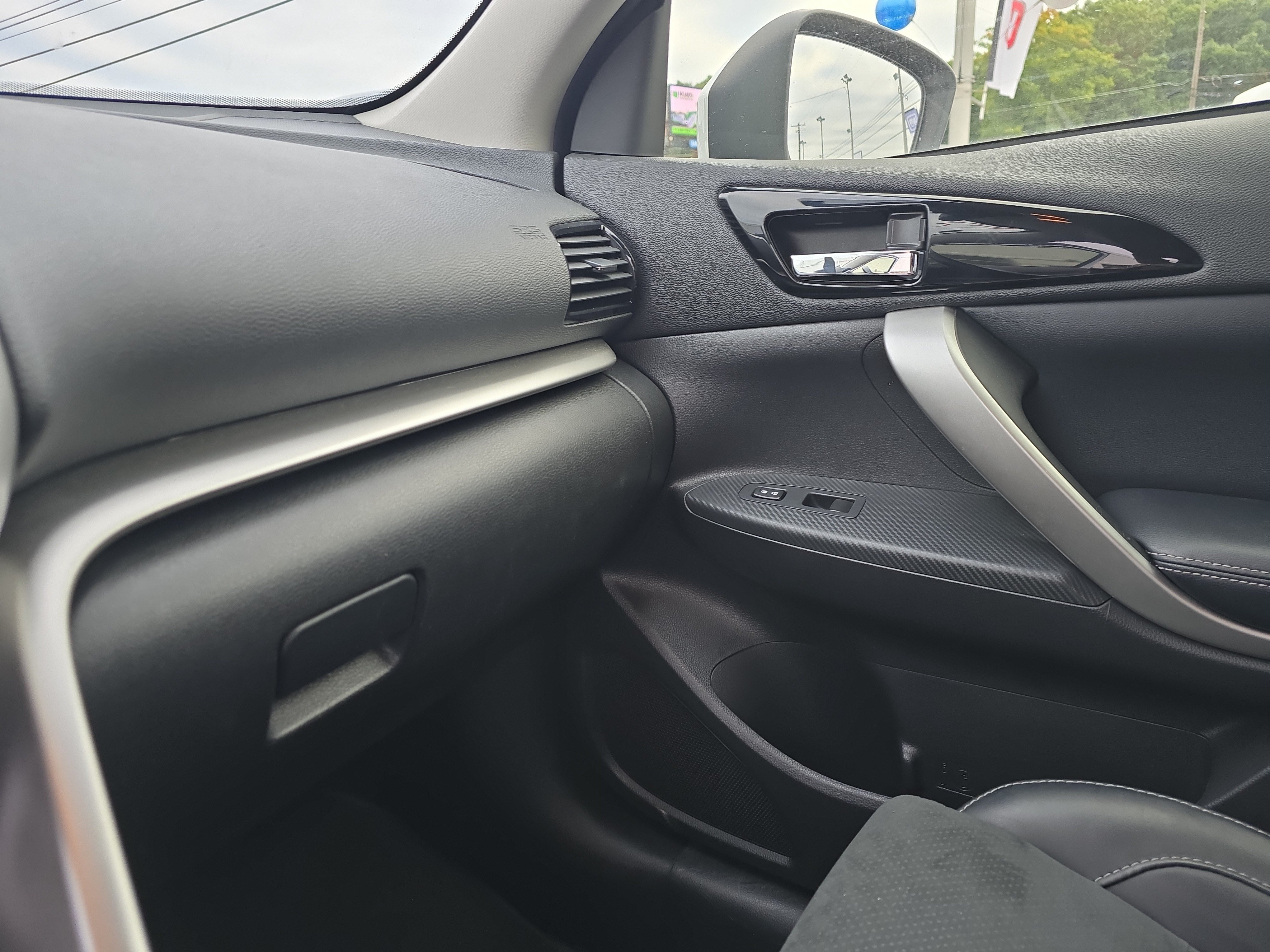 Used 2025 Mitsubishi Eclipse Cross SE AWD/4WD image 35