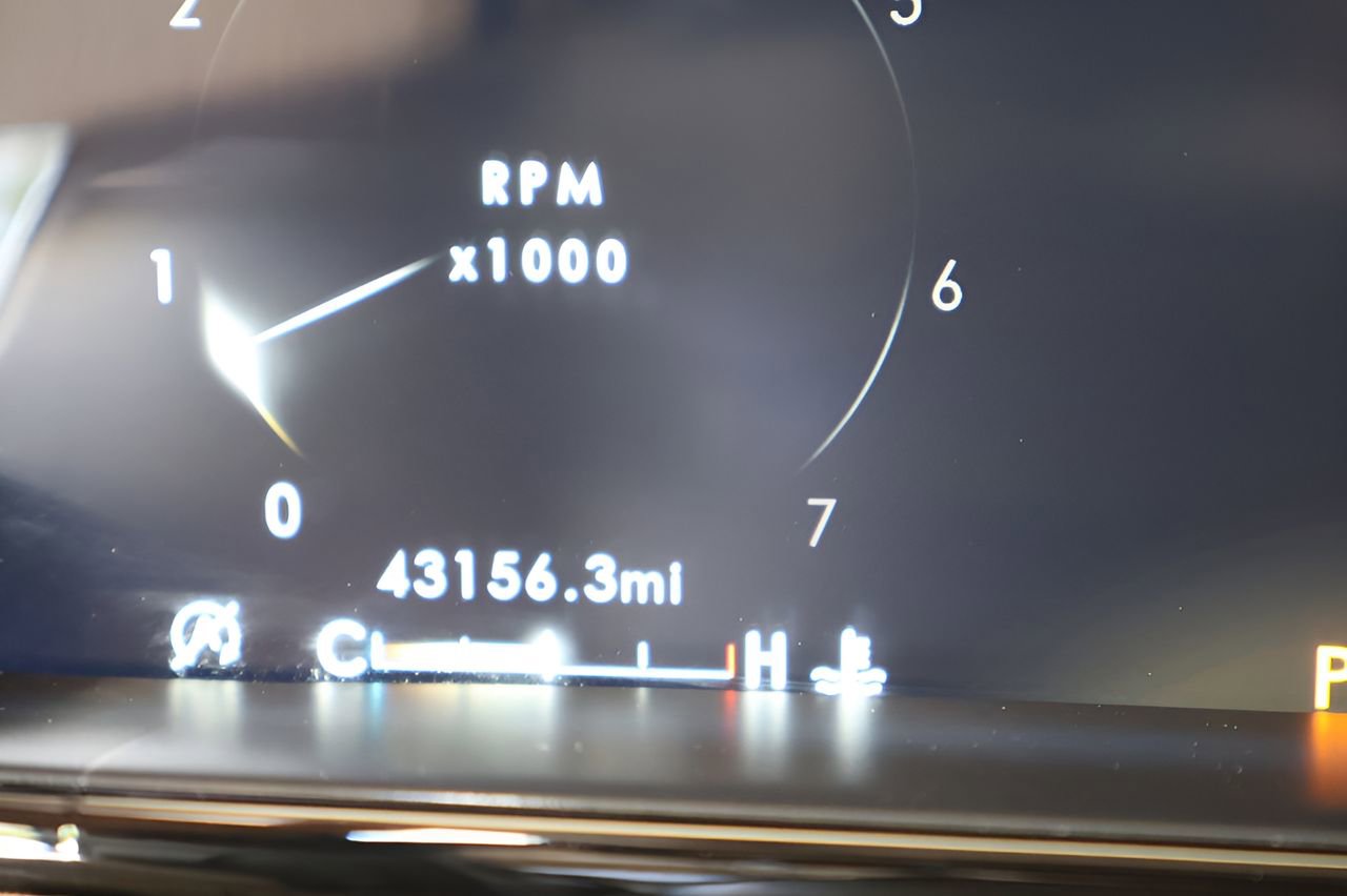 Used 2021 Lincoln Navigator Reserve w/ Luxury Package image 28