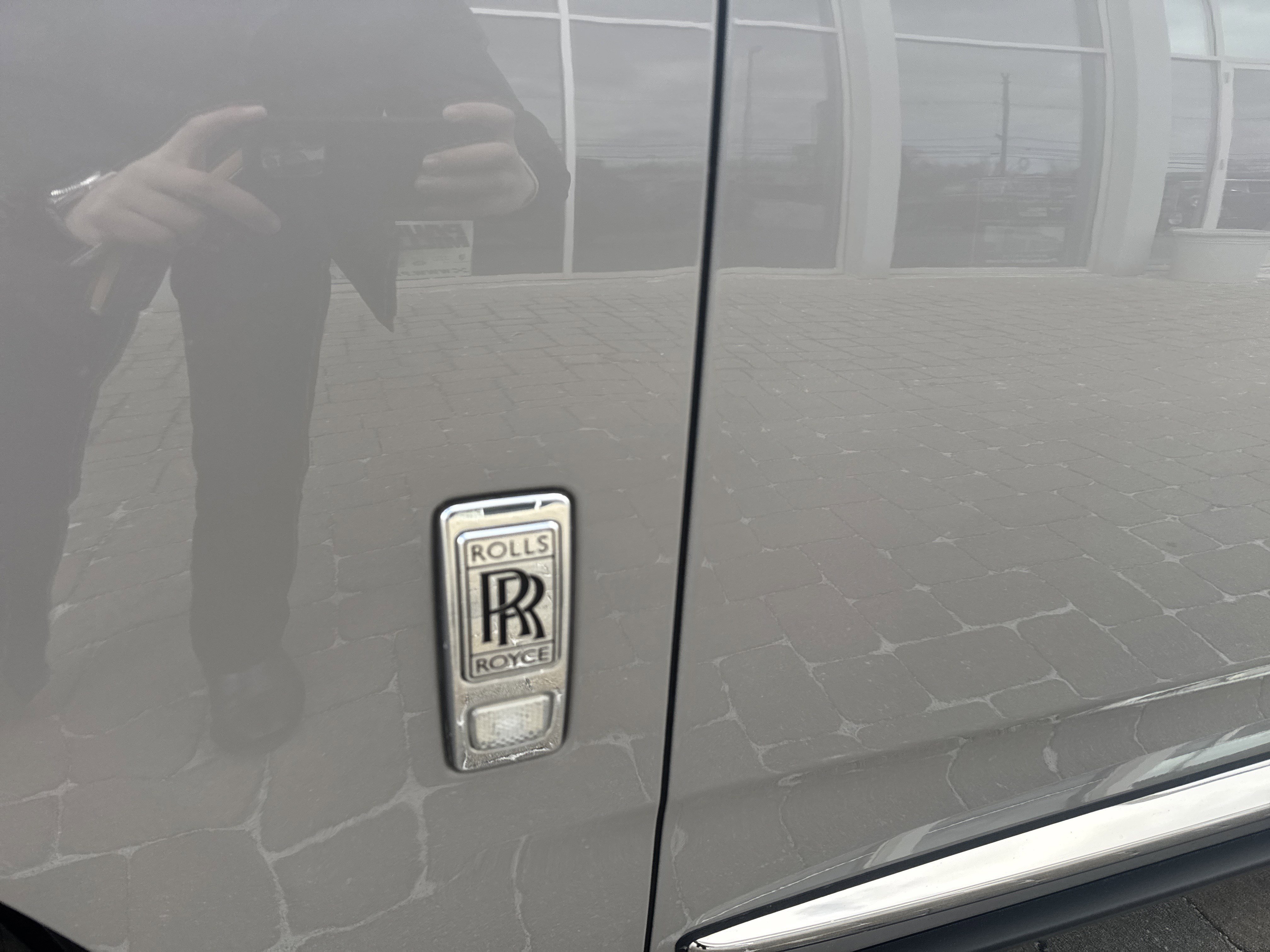 Used 2024 Rolls-Royce Cullinan w/ Interior Detailing Package image 33