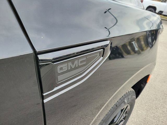 New 2024 GMC Yukon Denali w/ Advanced Technology Package image 7