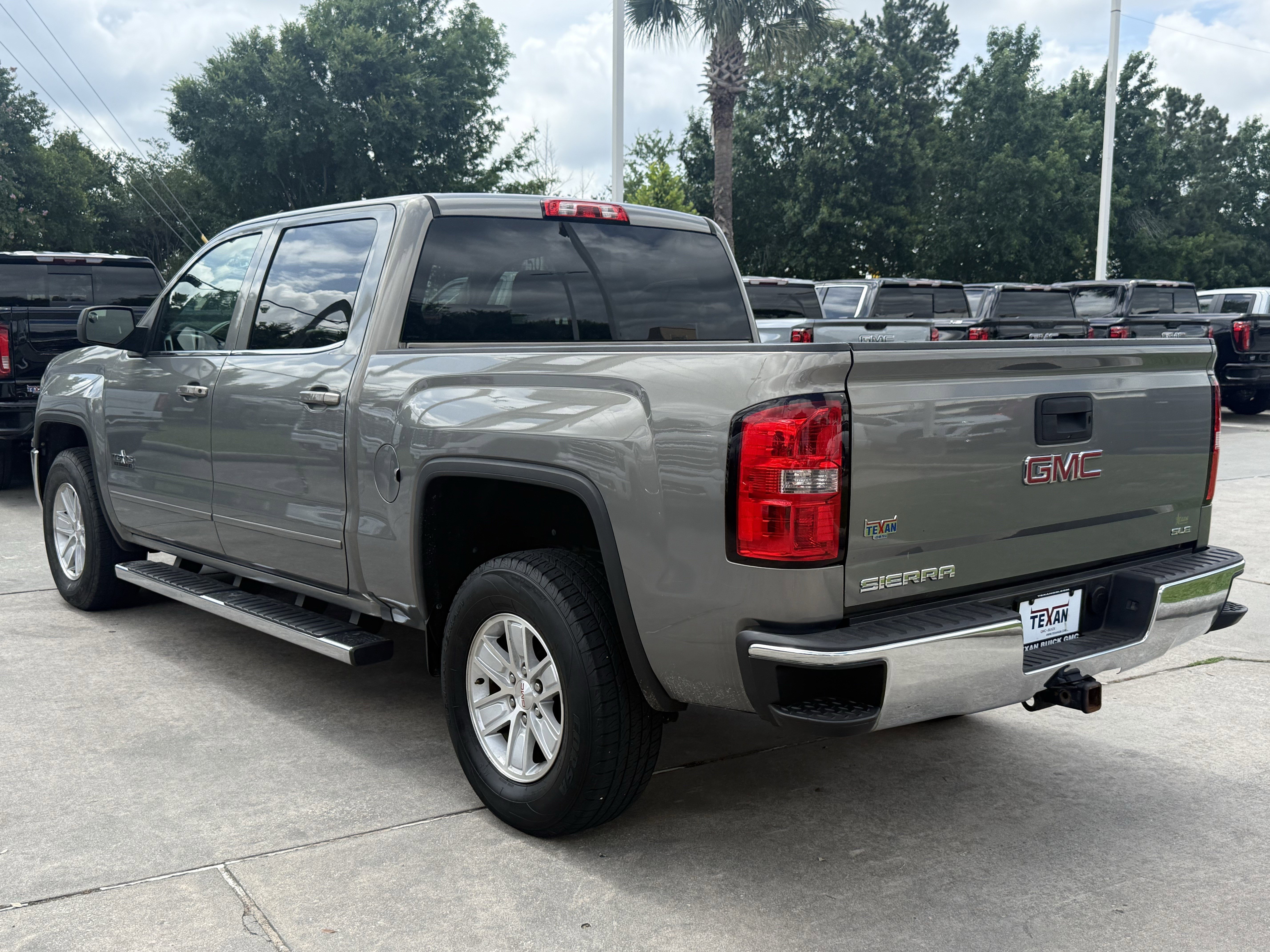 Used 2017 GMC Sierra 1500 SLE w/ Texas SLE Value Package RWD image 7
