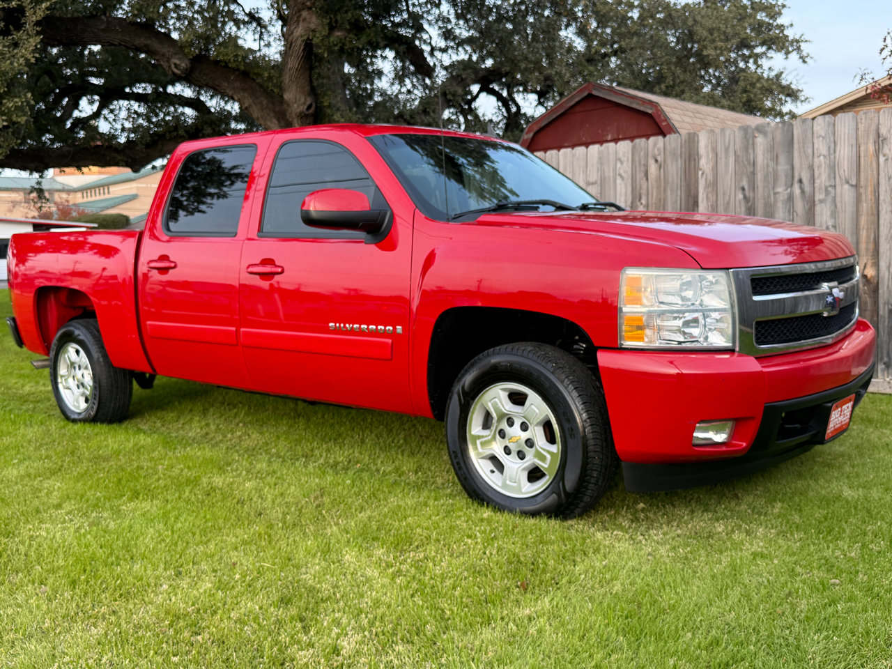 Used 2008 Chevrolet Silverado 1500 LTZ w/ EZ-Lift Tailgate Package image 1