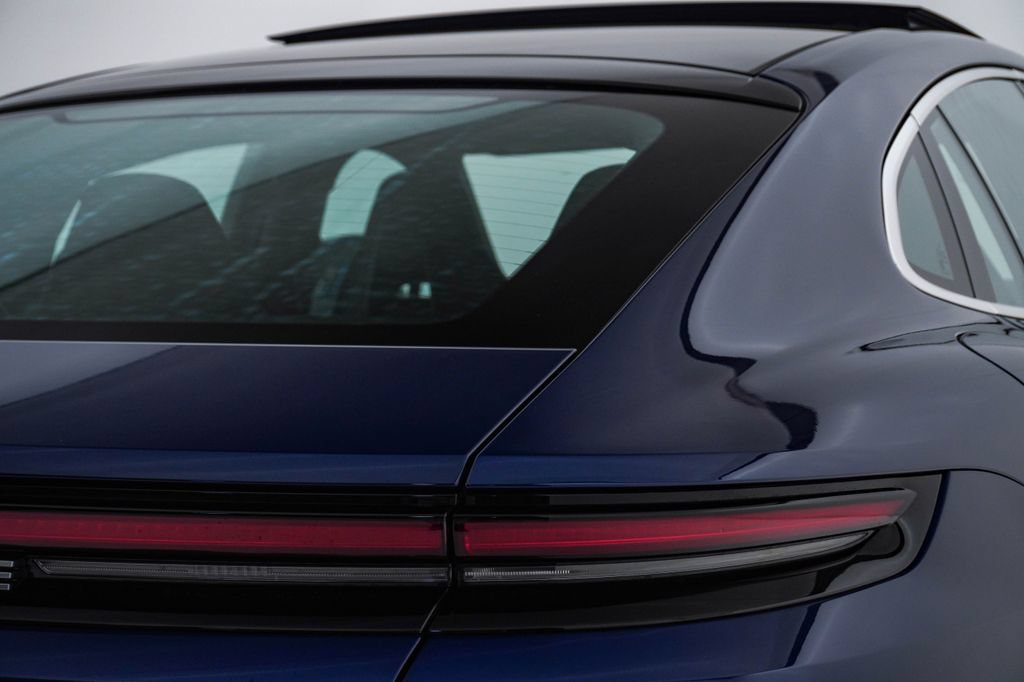 New 2026 Porsche Panamera 4 AWD/4WD image 12