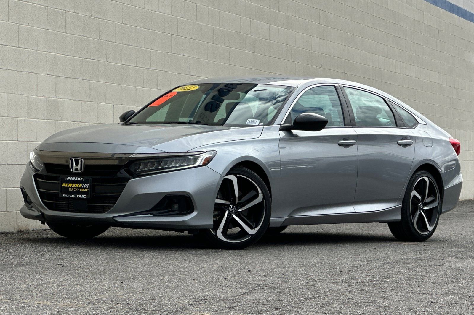 Used 2022 Honda Accord Sport image 8