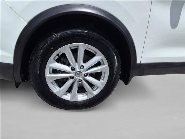 Used 2018 Nissan Rogue Sport S w/ S Appearance Package FWD image 22