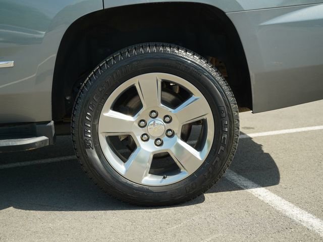 Used 2020 Chevrolet Tahoe LT w/ Luxury Package RWD image 44