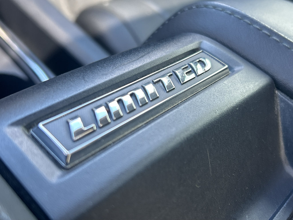 Used 2019 Toyota Tundra Limited w/ Limited Premium Package AWD/4WD image 23