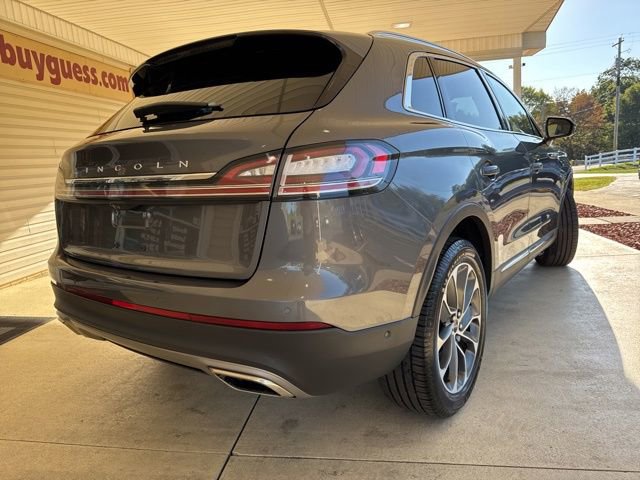 Used 2022 Lincoln Nautilus Reserve w/ Equipment Group 201A image 7