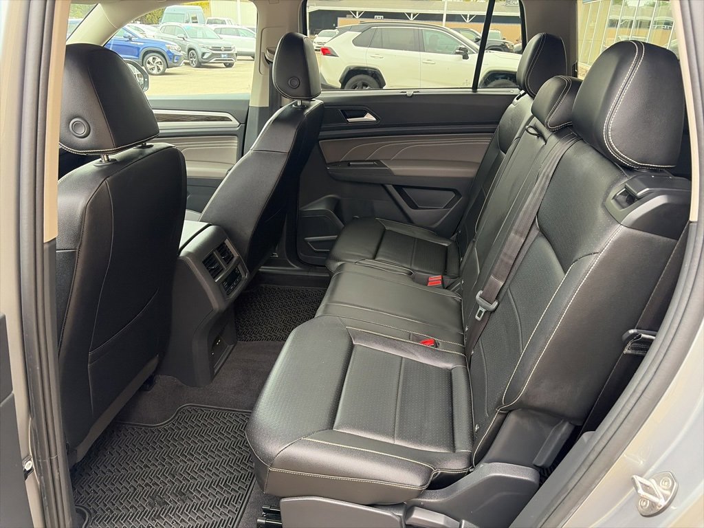 Used 2022 Volkswagen Atlas SE image 13
