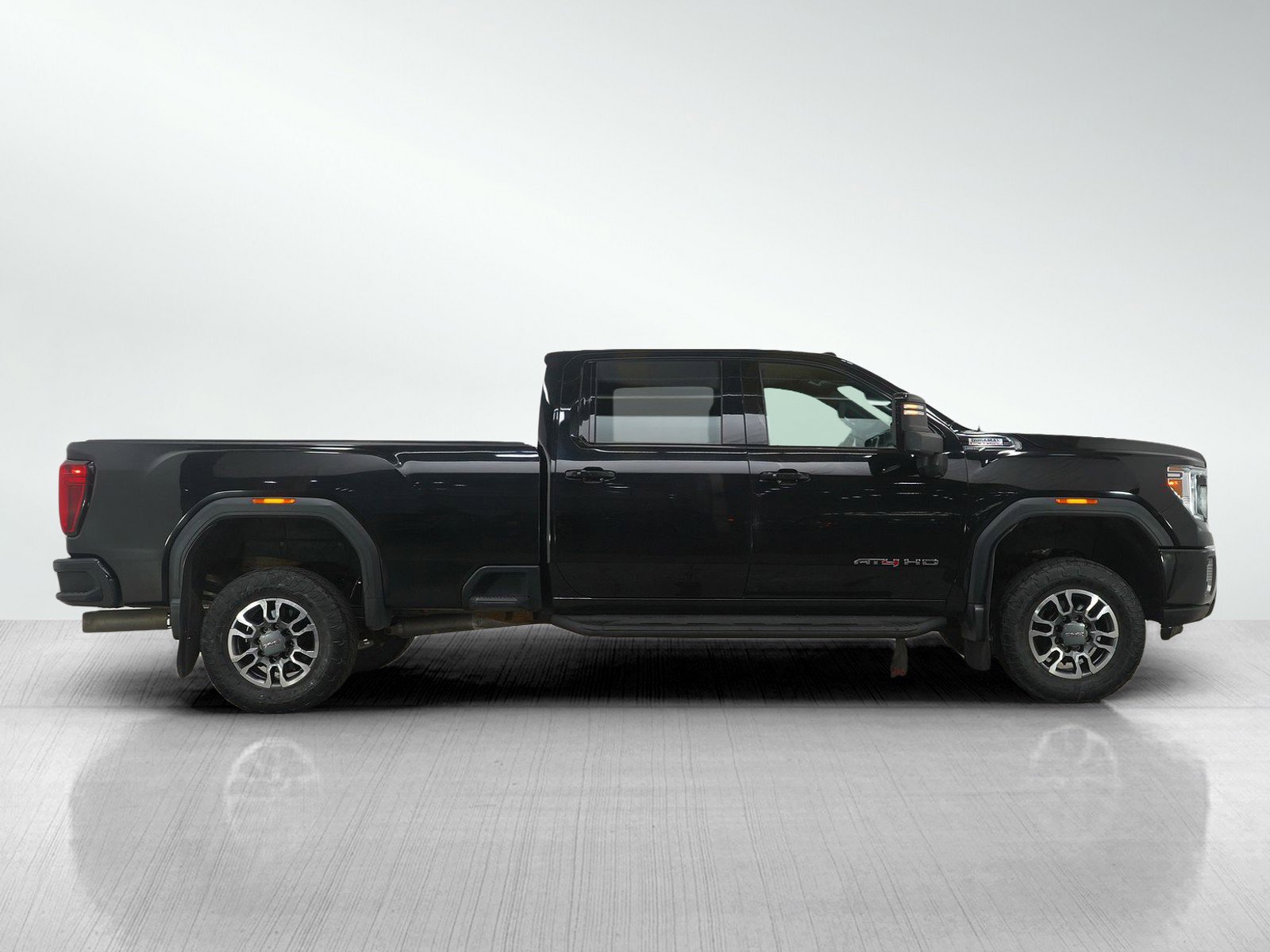 Used 2022 GMC Sierra 2500 AT4 w/ Gooseneck/5TH Wheel Package image 6