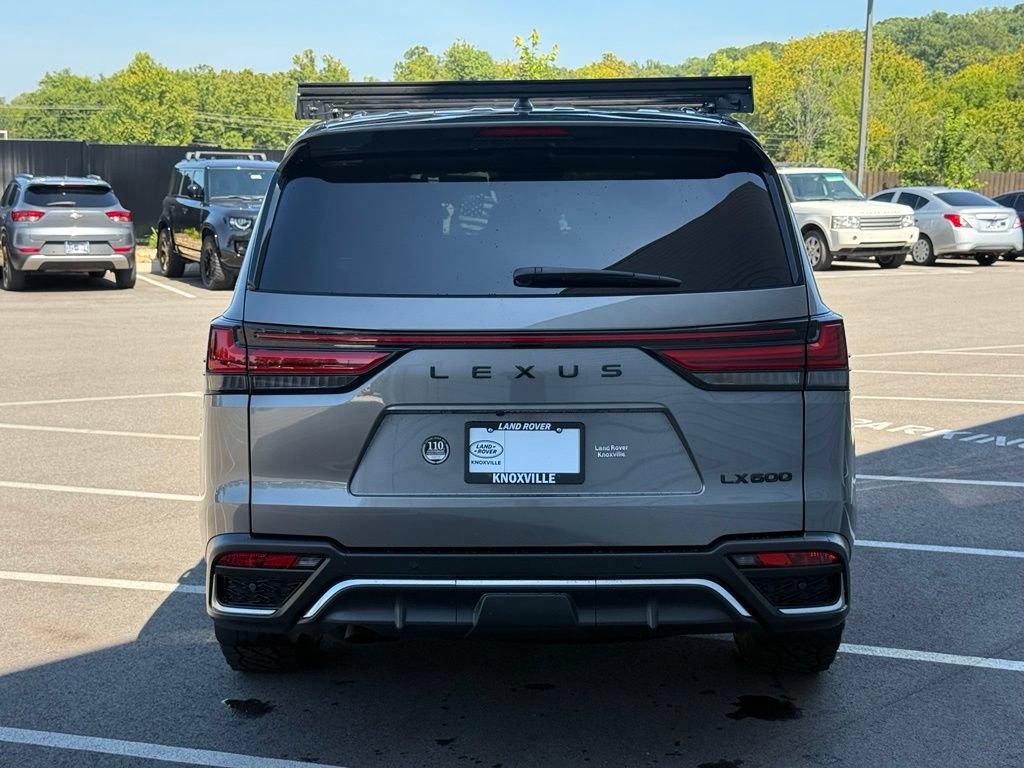 Used 2025 Lexus LX 600 F Sport w/ Accessory Package (2T) AWD/4WD image 9