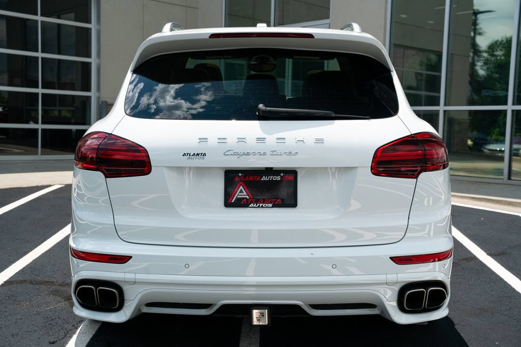Used 2015 Porsche Cayenne Turbo AWD/4WD image 15
