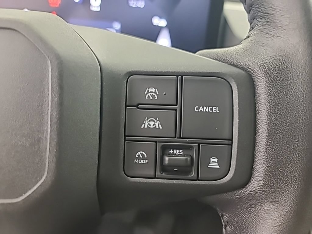 Used 2026 Toyota RAV4 XLE Premium AWD/4WD image 31