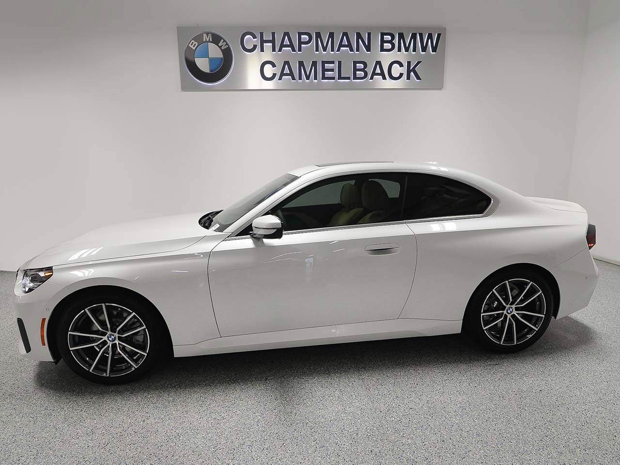 Used 2026 BMW 230i Coupe w/ Convenience Package RWD image 3