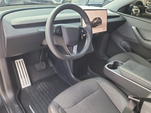 Used 2026 Tesla Model Y Long Range AWD/4WD image 19