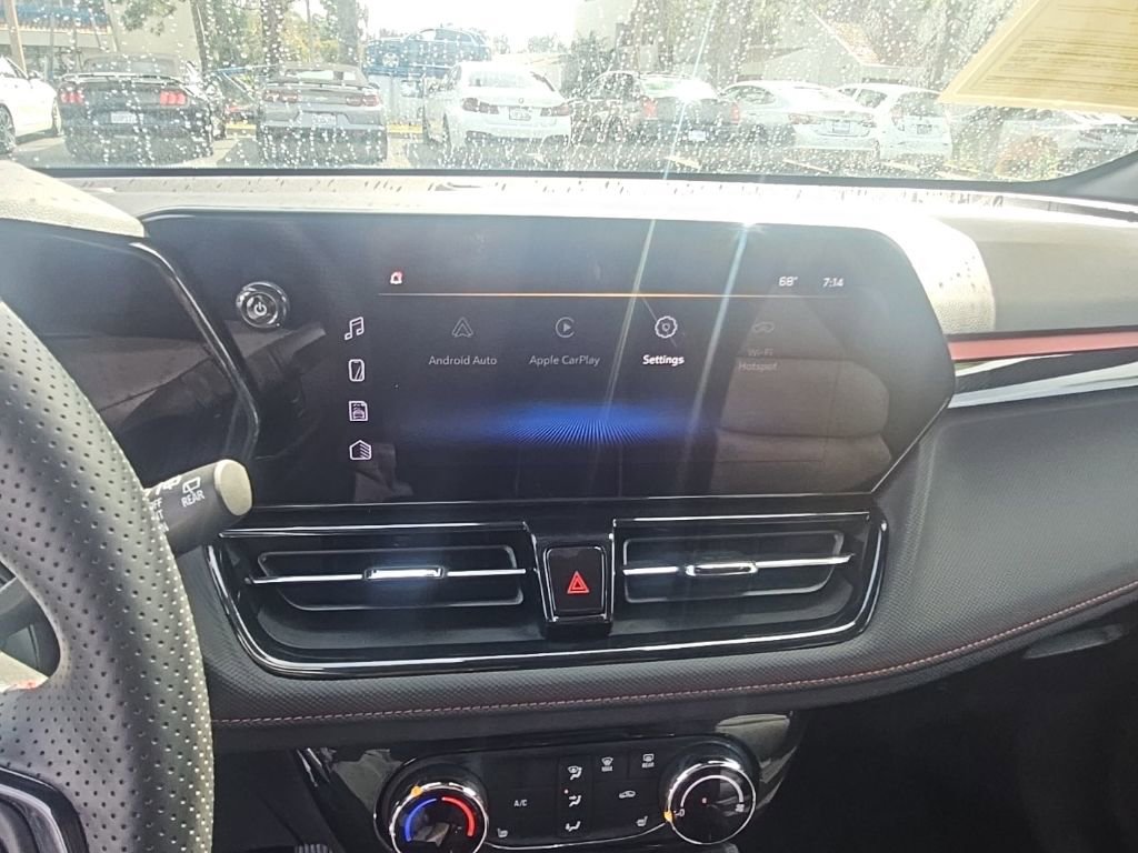 Used 2024 Chevrolet TrailBlazer RS w/ Driver Confidence Package image 10