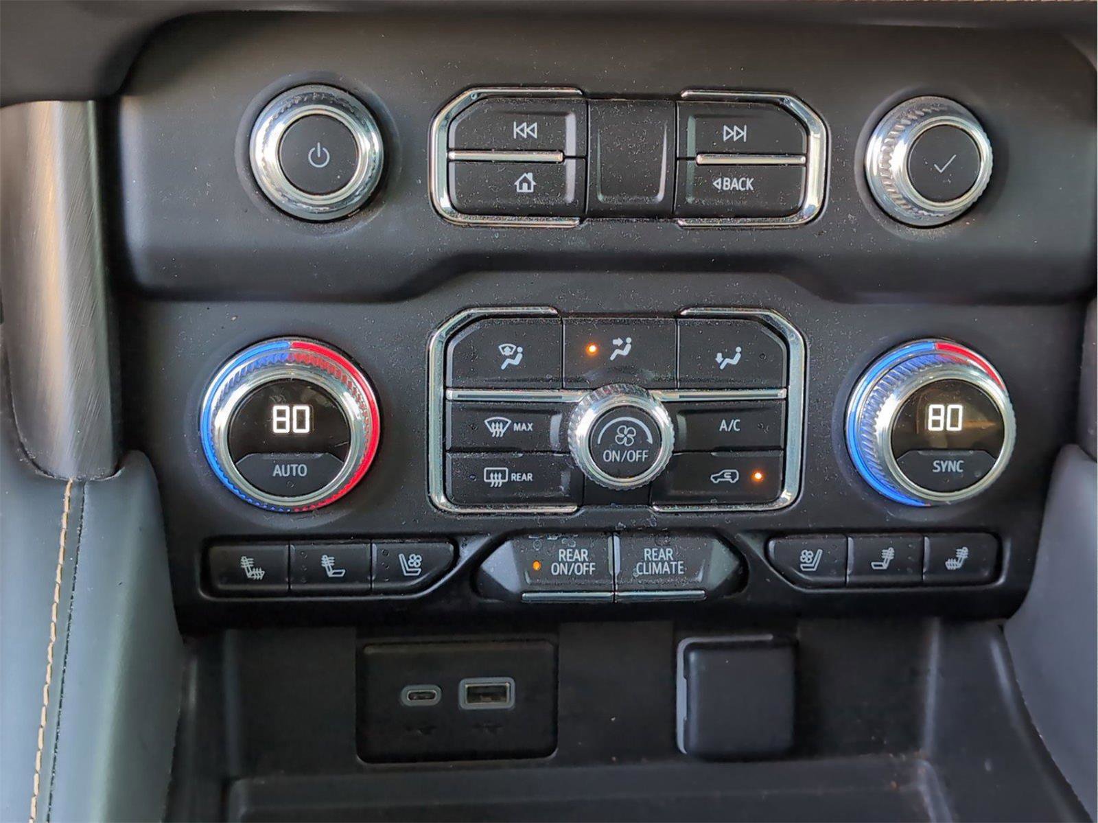 Used 2023 GMC Yukon AT4 w/ Max Trailering Package AWD/4WD image 25