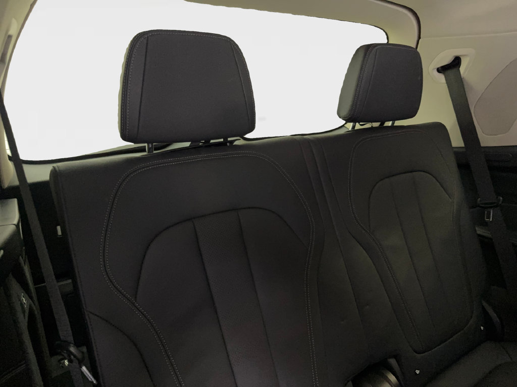 Used 2020 BMW X7 xDrive40i w/ Premium Package AWD/4WD image 45