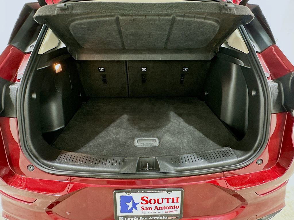 Used 2023 Buick Encore GX Select w/ Sport Touring Package image 27