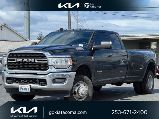 Used 2022 RAM 3500 Big Horn image 1