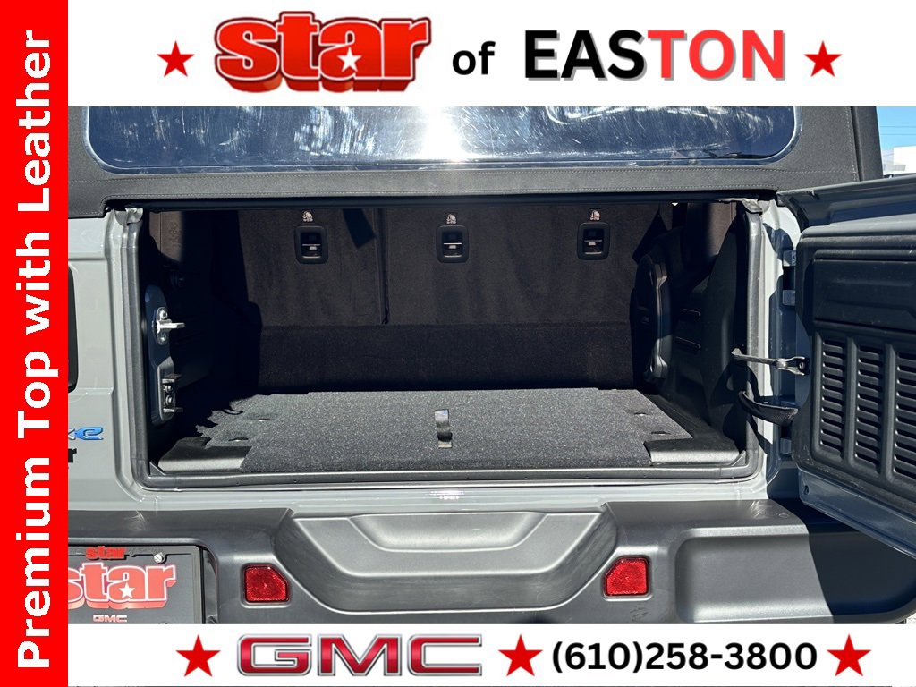 Used 2023 Jeep Wrangler Unlimited Sahara w/ Cold Weather Group image 36