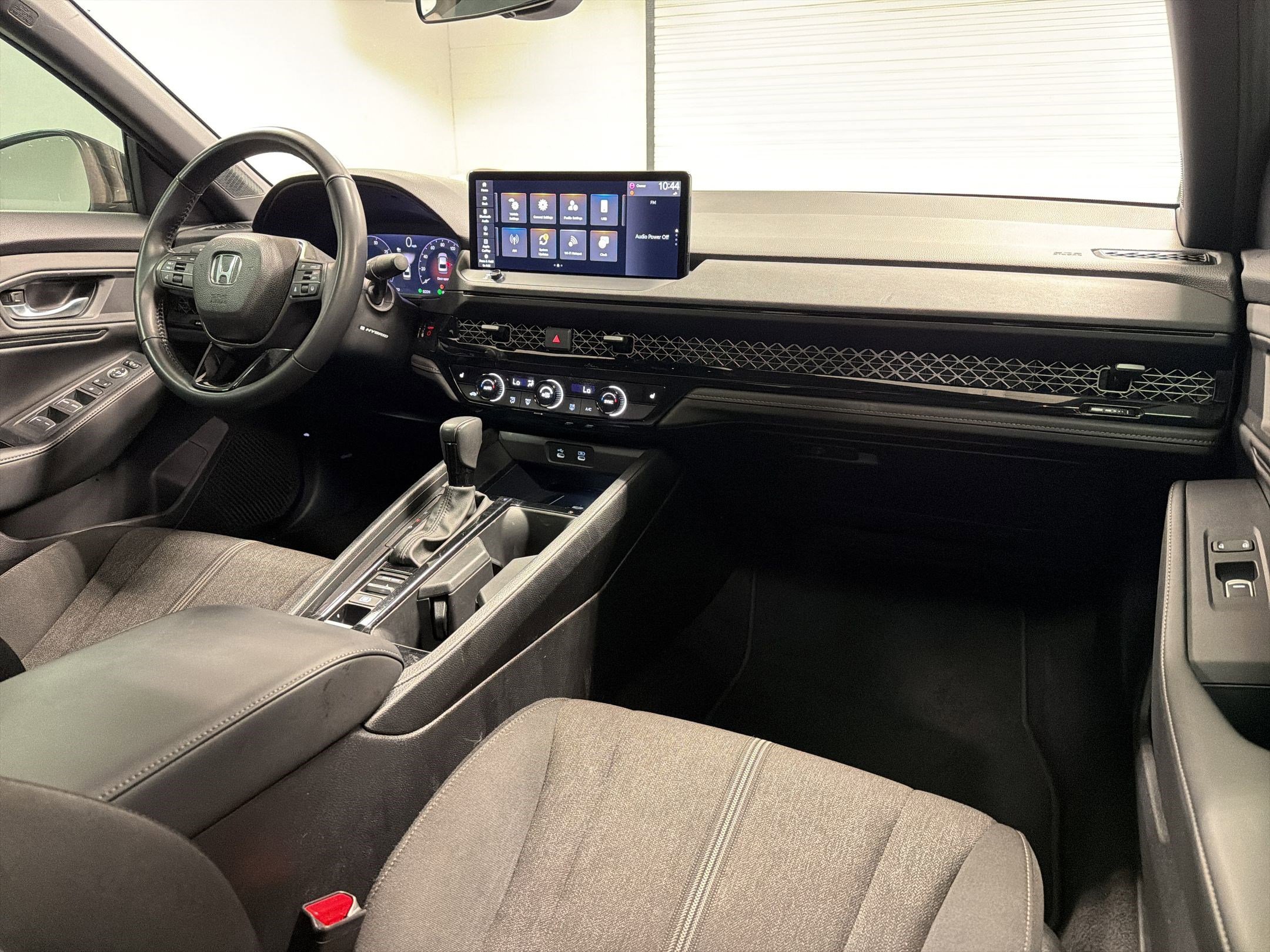 Used 2025 Honda Accord Sport image 28