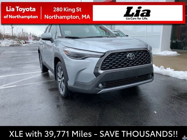 Used 2023 Toyota Corolla Cross XLE w/ Convenience Package image 1