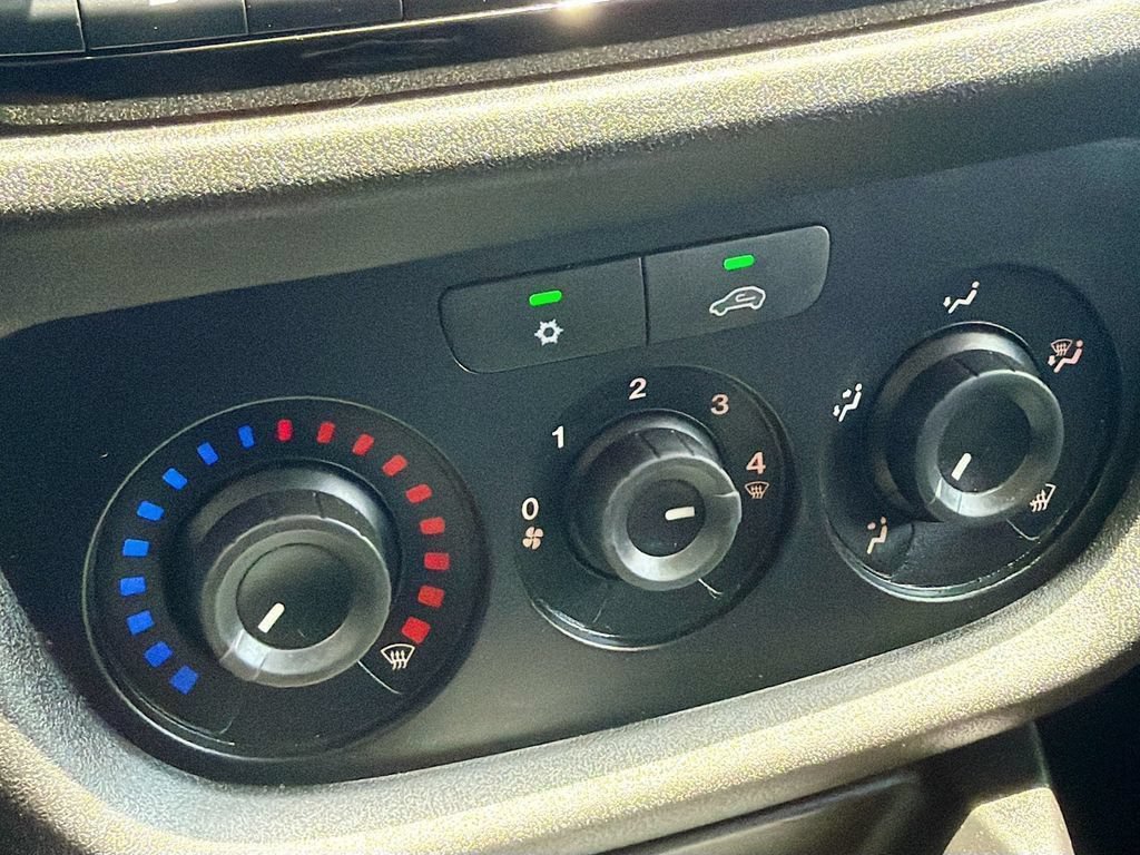 Used 2019 RAM ProMaster City Tradesman SLT FWD image 26