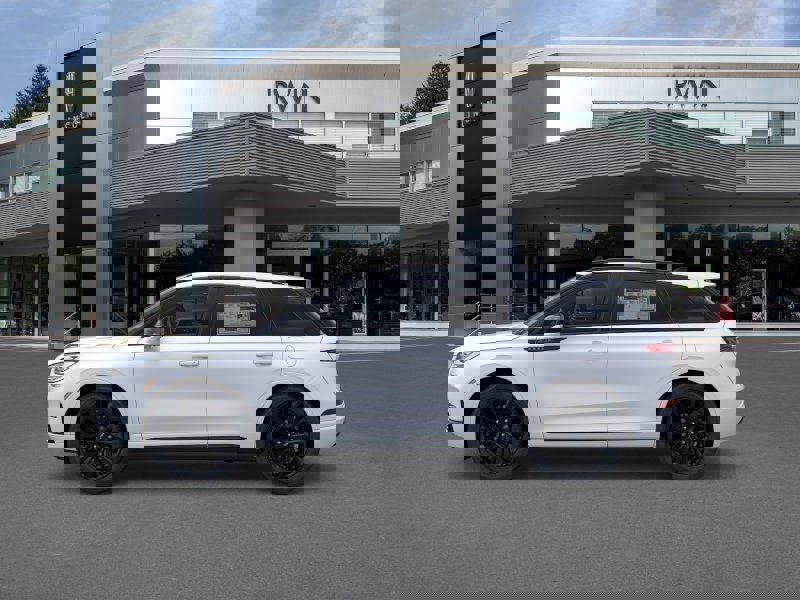 New 2026 Lincoln Corsair Reserve w/ Jet Appearance Package image 3