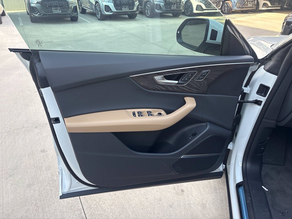 New 2026 Audi Q8 Premium AWD/4WD image 9