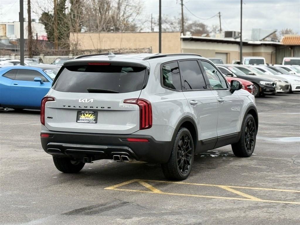 Used 2022 Kia Telluride SX w/ SX Prestige Package image 7