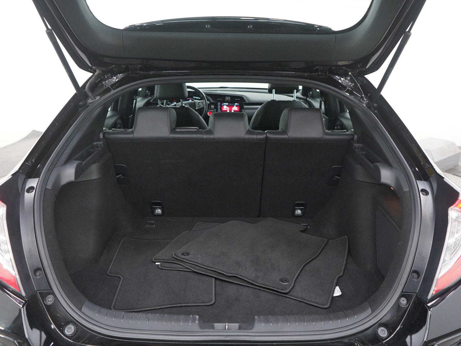 Used 2019 Honda Civic Sport Touring image 16