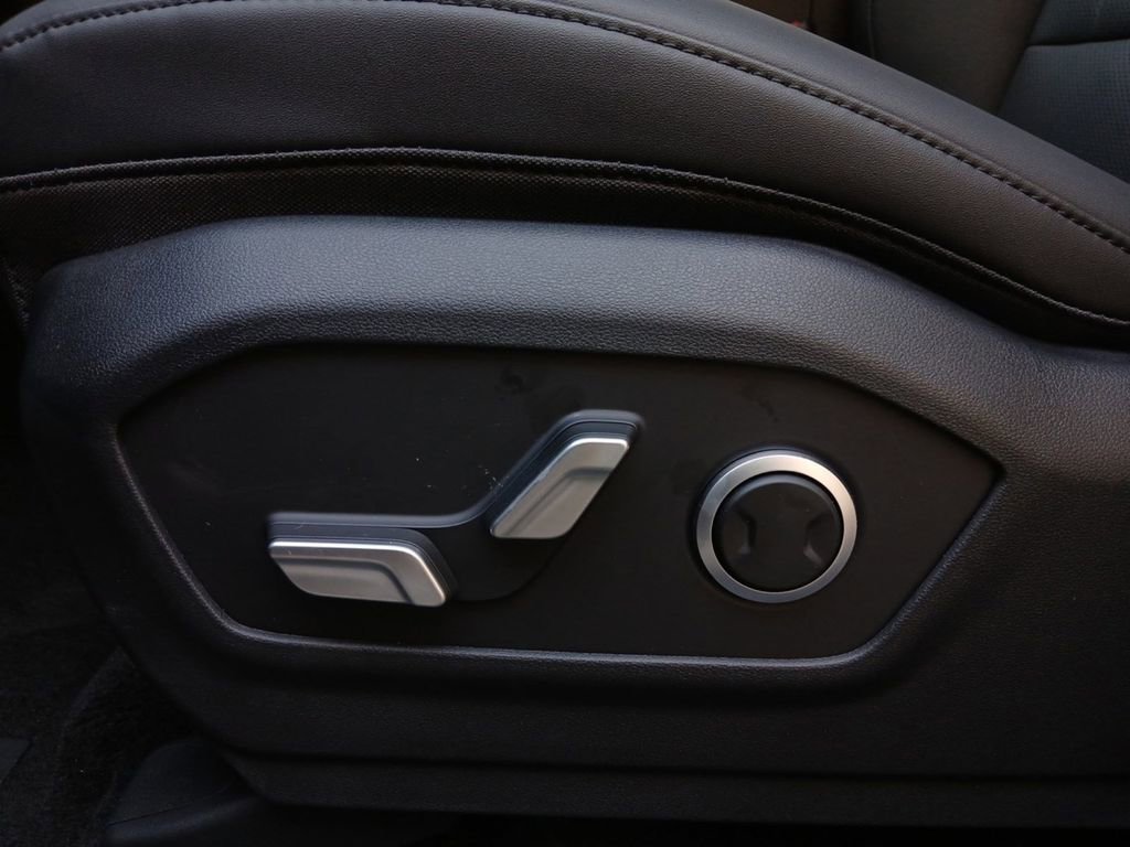 New 2026 Hyundai Santa Fe SEL FWD image 17