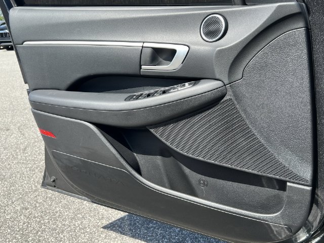 Certified 2026 Hyundai Sonata SEL AWD/4WD image 31